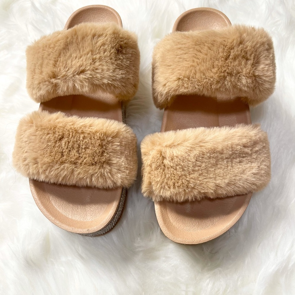 *** Brand New Rhinestone Fur Slides *** - Picture 2 of 4